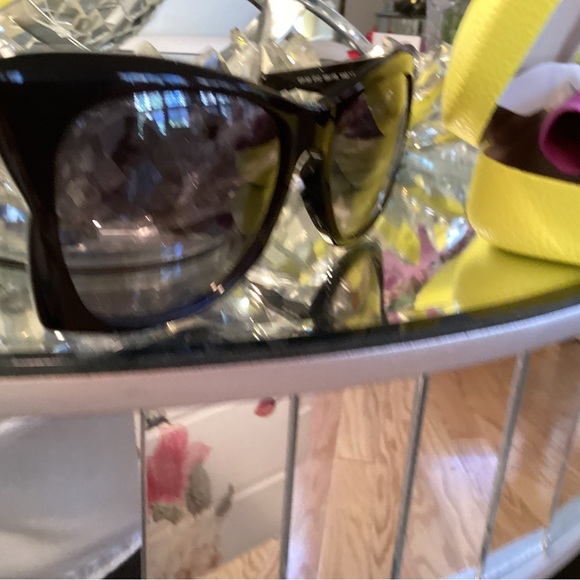 Beautiful designer Emilio Pucci sun glasses LAST MARKDOWN 🌈🌈💕🌈 - Picture 10 of 13